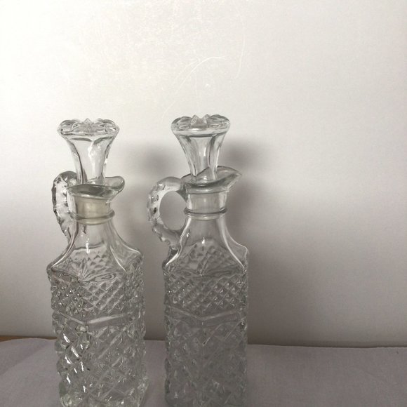 2 vintage bottle decanter clear glass lidded handled hexagonal diamond flower - Picture 1 of 7
